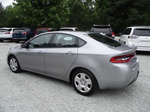 Used 2015 Dodge Dart SE w/ Convenience Group FWD image 3
