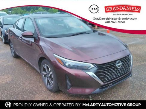 Used 2024 Nissan Sentra SV FWD image 1