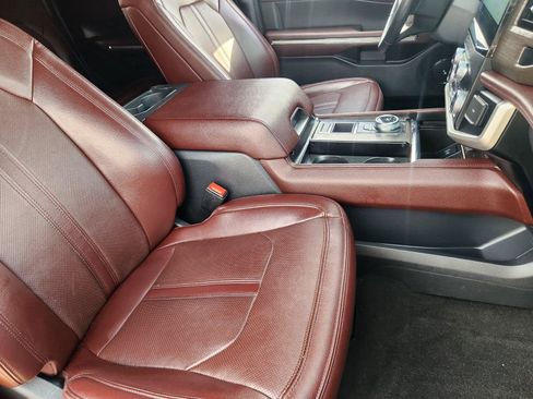 Used 2024 Ford Expedition Max Limited RWD image 12