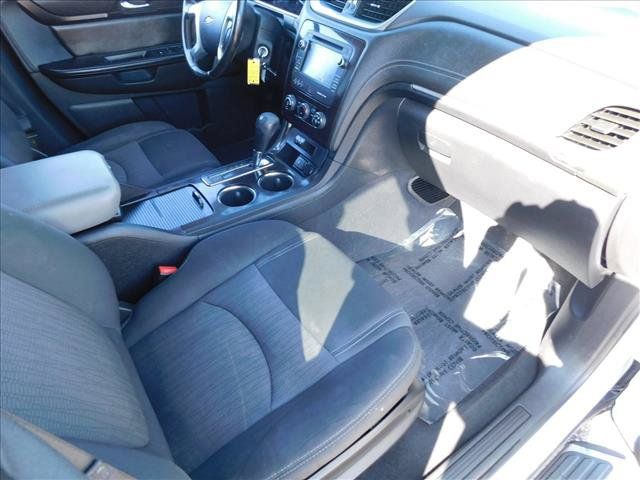 Used 2016 Chevrolet Traverse LT w/ LPO, 'HIT The Road' Package FWD image 29
