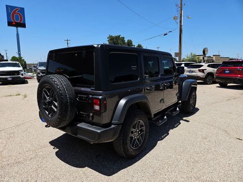 Used 2025 Jeep Wrangler Unlimited Sport AWD/4WD image 8