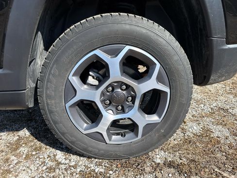 Used 2022 Jeep Compass Trailhawk w/ Trailhawk Convenience Group image 7