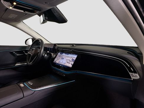 Used 2025 Mercedes-Benz E 350 Sedan image 15