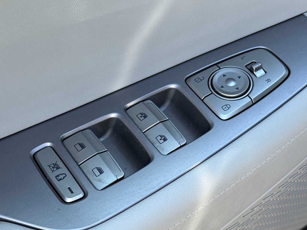 Used 2024 Hyundai Palisade SEL FWD image 20