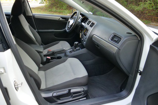Used 2017 Volkswagen Jetta S FWD image 29
