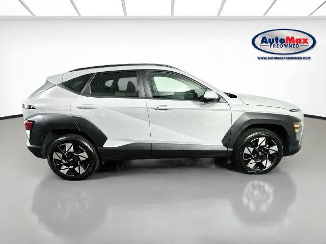 Used 2024 Hyundai Kona SEL AWD/4WD image 9