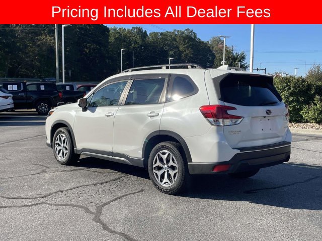 Used 2023 Subaru Forester Premium AWD/4WD image 3