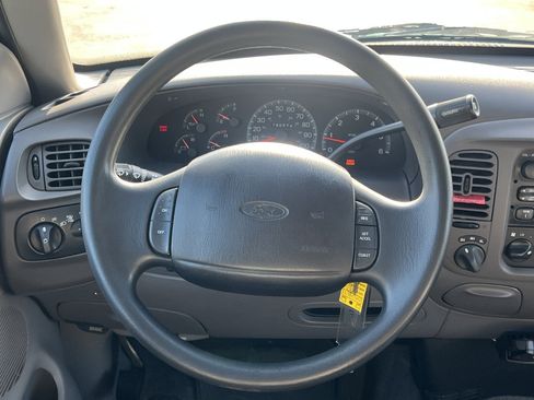 Used 1997 Ford F150 Lariat AWD/4WD image 14
