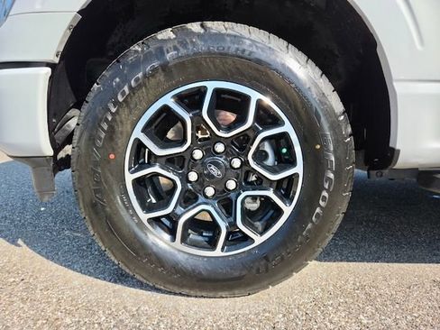 Used 2022 Ford F150 XL w/ STX Appearance Package AWD/4WD image 28
