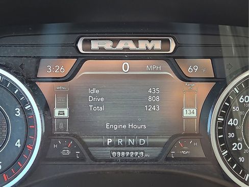 Used 2024 RAM 2500 Laramie image 30