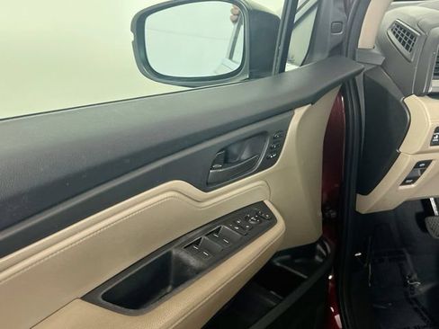 Used 2019 Honda Odyssey EX-L image 14