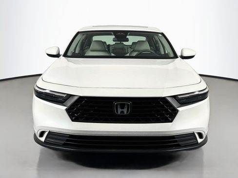 Certified 2023 Honda Accord EX image 2