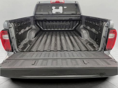 Used 2023 GMC Canyon Denali image 27
