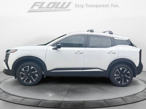 Certified 2026 Nissan Kicks SV w/ Cold Weather Package AWD/4WD image 5