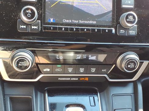 Used 2017 Honda CR-V LX image 16