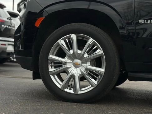 Used 2023 Chevrolet Suburban High Country AWD/4WD image 50