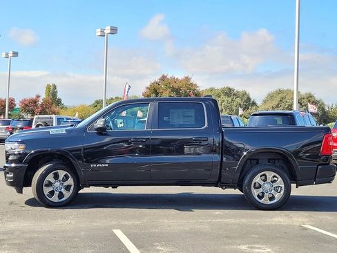 New 2026 RAM 1500 Big Horn AWD/4WD image 7