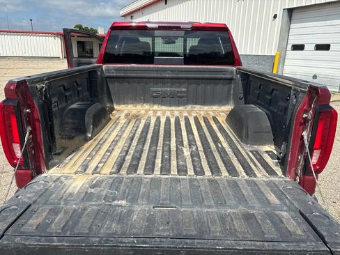 Used 2021 GMC Sierra 1500 SLT w/ SLT Premium Package AWD/4WD image 24
