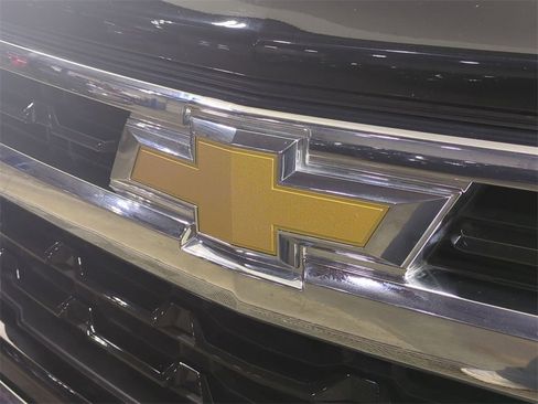 Used 2023 Chevrolet Silverado 1500 LT image 30