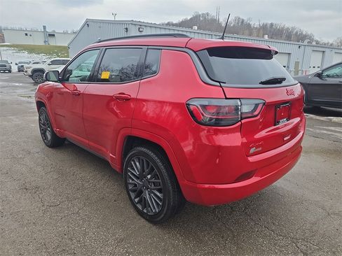 Used 2022 Jeep Compass Limited w/ (RED) Package image 6
