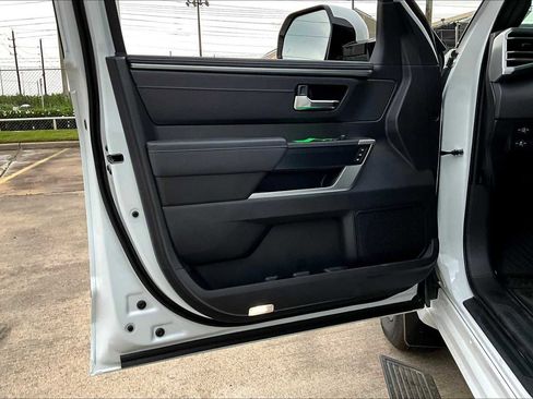 New 2025 Toyota Tundra Platinum image 16