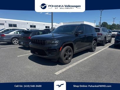 Used 2023 Jeep Grand Cherokee Altitude