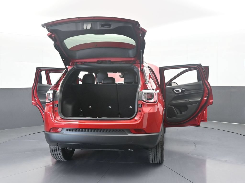 New 2026 Jeep Compass Latitude AWD/4WD image 67