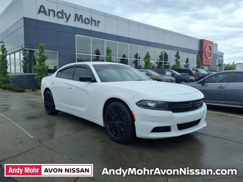Used 2023 Dodge Charger SXT RWD image 1
