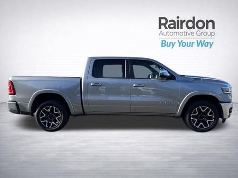 Used 2025 RAM 1500 Laramie AWD/4WD image 8