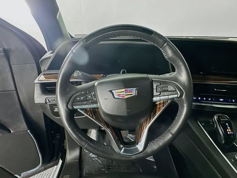 Used 2022 Cadillac Escalade Premium Luxury w/ Performance Package AWD/4WD image 18
