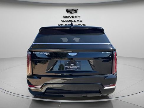 New 2026 Cadillac Escalade IQ Luxury 2 image 8