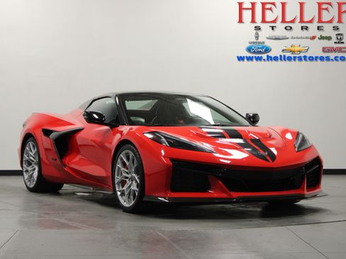 Used 2025 Chevrolet Corvette ZR1 RWD image 1