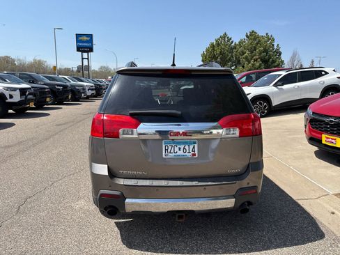 Used 2010 GMC Terrain SLT AWD/4WD image 5