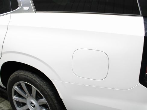 Used 2023 Cadillac Escalade Premium Luxury Platinum image 59