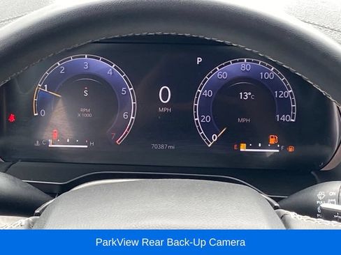 Used 2023 Jeep Grand Cherokee Limited AWD/4WD image 9