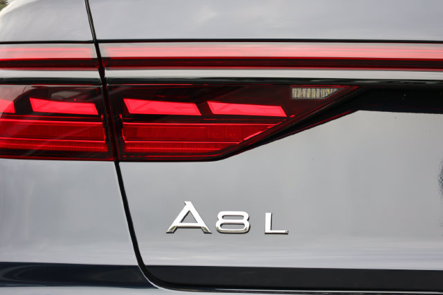New 2027 Audi A8 L 3.0T AWD/4WD image 16