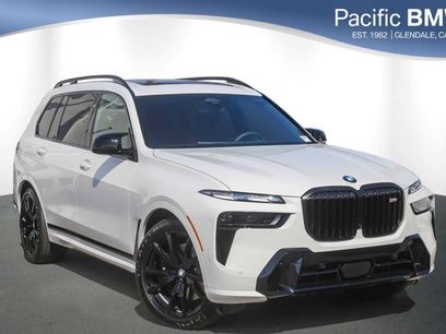 New 2026 BMW X7 M60i w/ Executive Package