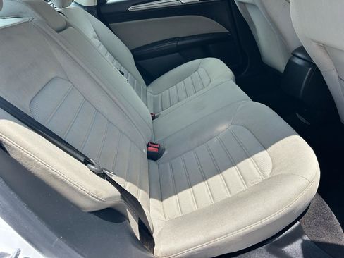 Used 2020 Ford Fusion S FWD image 11