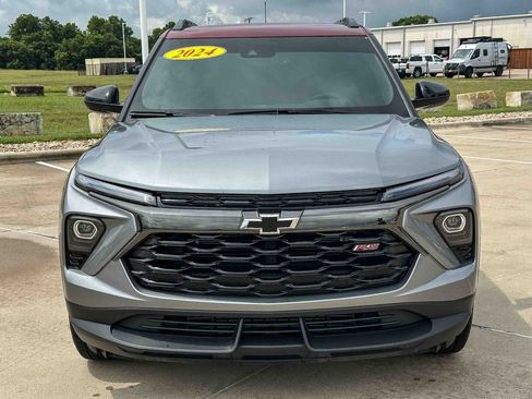 Used 2024 Chevrolet TrailBlazer RS w/ Convenience Package FWD image 8