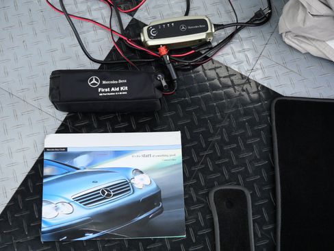 Used 2006 Mercedes-Benz SLR image 38