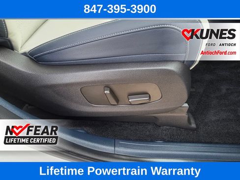 Used 2025 Kia Carnival SX Prestige FWD image 44