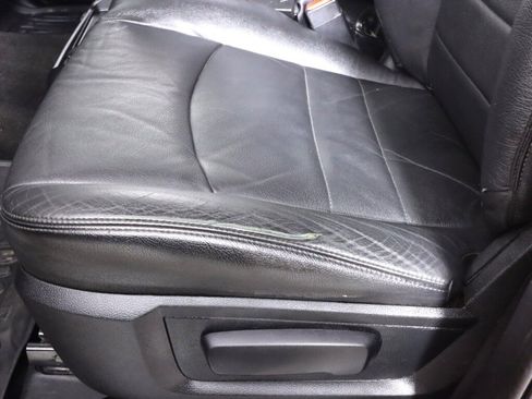 Used 2017 RAM 1500 Classic SLT image 28