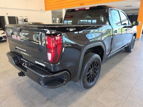 Used 2024 GMC Sierra 1500 Elevation AWD/4WD image 7