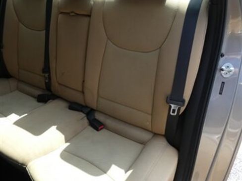 Used 2013 Hyundai Elantra GLS w/ Preferred Pkg FWD image 42