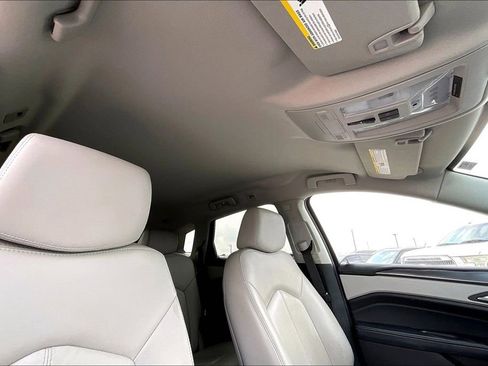 Used 2016 Cadillac SRX Standard image 27