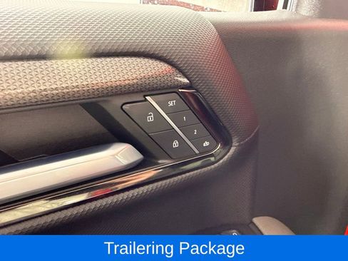 Used 2022 Chevrolet Silverado 1500 ZR2 w/ Technology Package AWD/4WD image 11