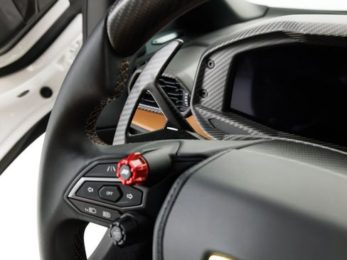 Used 2024 Lamborghini Revuelto AWD/4WD image 23