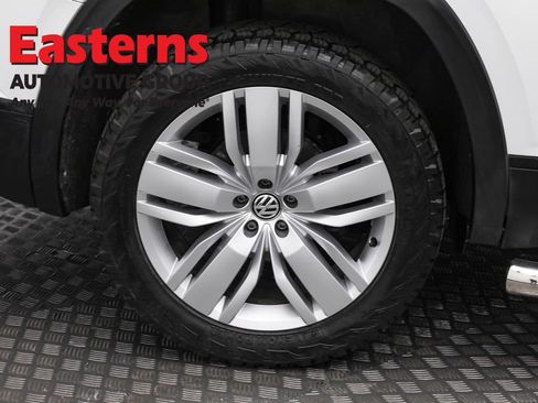 Used 2019 Volkswagen Atlas SE w/ Towing Package image 30