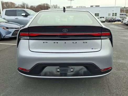 New 2026 Toyota Prius XLE image 5