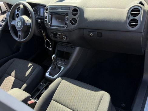 Used 2012 Volkswagen Tiguan S AWD/4WD image 19